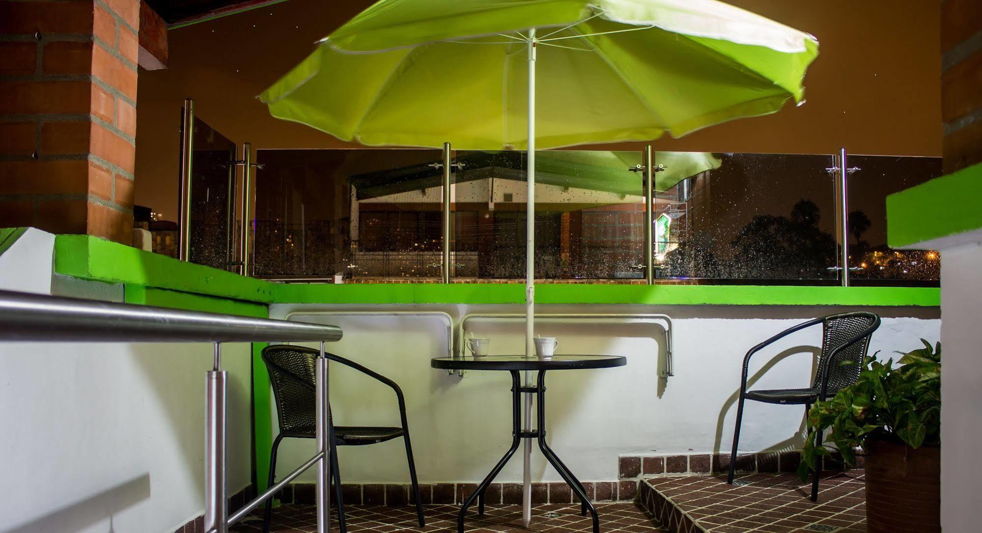 מדיין Ayenda 1231 Paradise Center מראה חיצוני תמונה